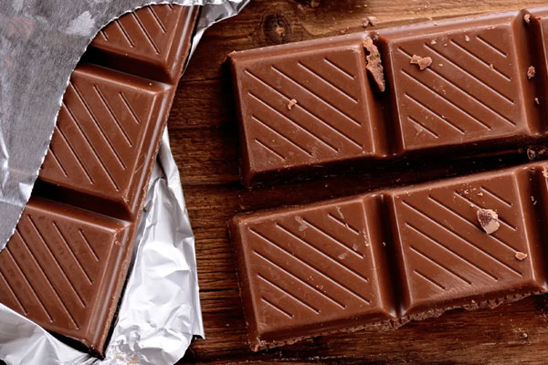 روش افزایش مدت زمان نگهداری شکلات تخته ای