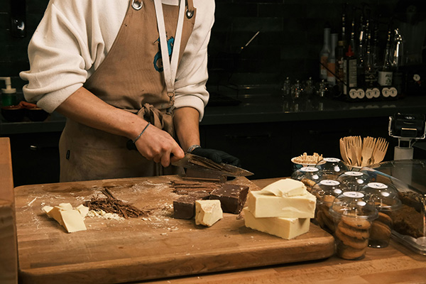 برش کره کاکائو