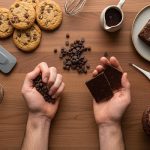 شکلات چیپسی بهتره یا تختهای؟